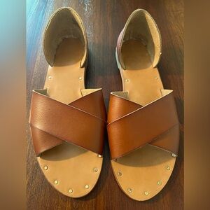 Universal Threads Brown Leather Sandals Size 10
